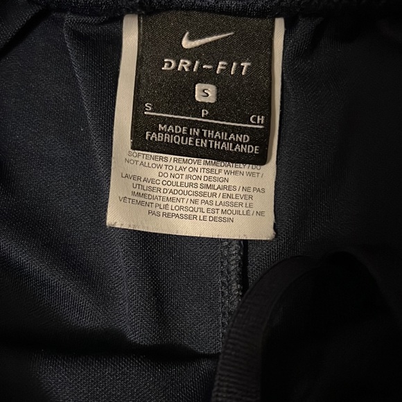 Girls Navy Nike Basketball Shorts - Picture 5 of 6